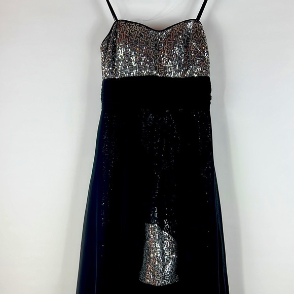 Haily Logan party dress by Adrianna . Beautiful black color size 3/4 - Picture 2 of 13